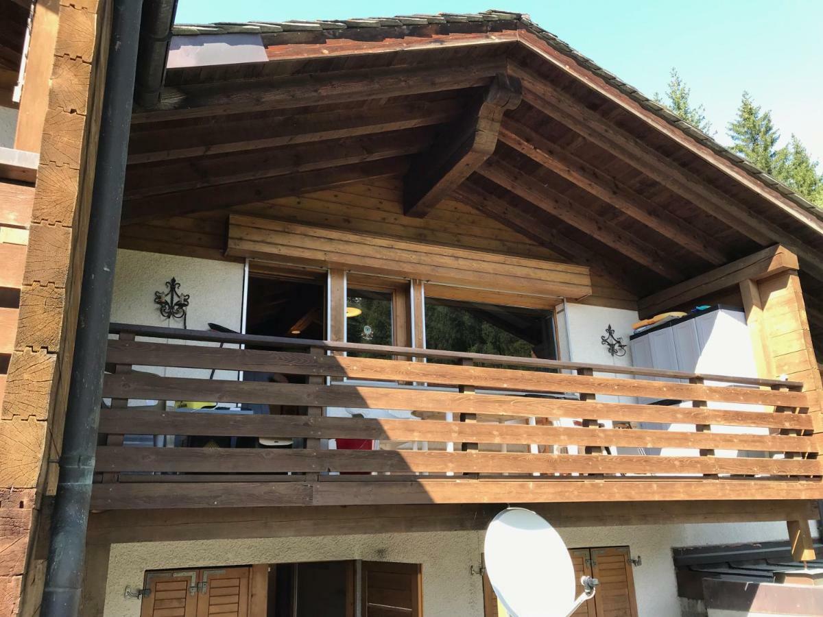Appartamento Chalet Laax Bagian luar foto